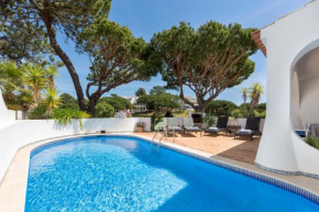 Villa Carlos